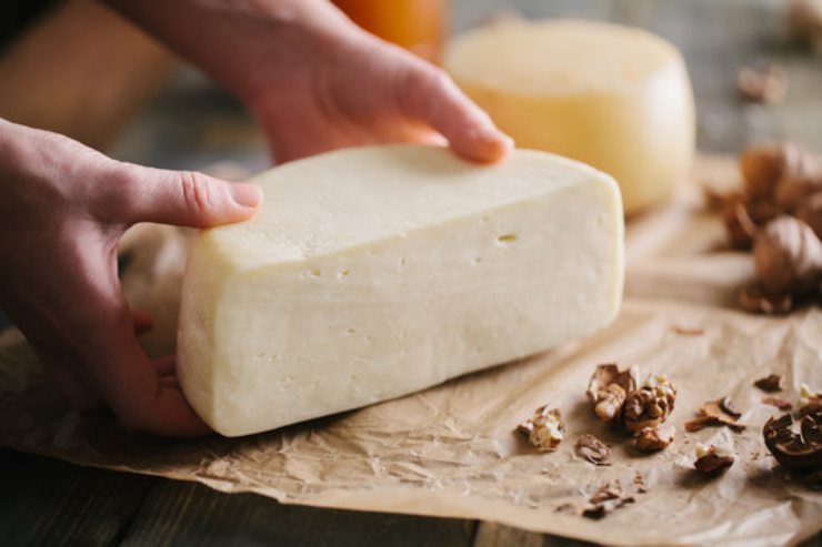 Un formaggio molto famoso è contaminato
