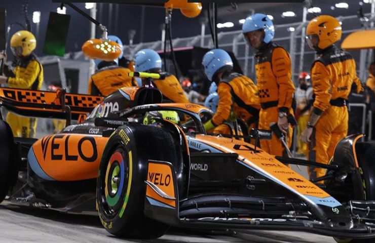 Pit Stop McLaren 2024